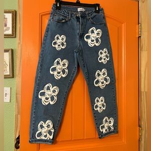Rue 21 Denim flower jeans size 6